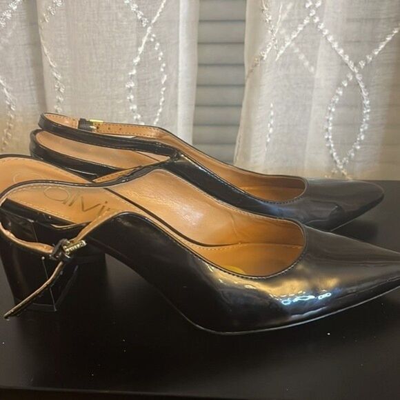 Calvin Klein Black Patent Leather Slingback Heels - Size 8 - Picture 4 of 7